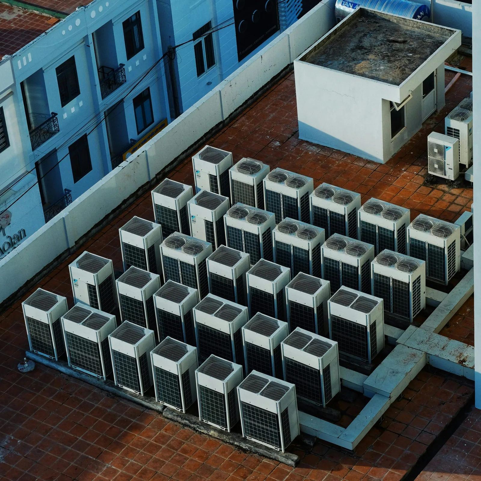 Commercial Roof Leak Repair in Plantation, FL